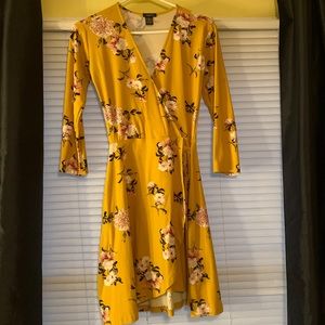 Rue 21 mustard yellow dress with flowers size small